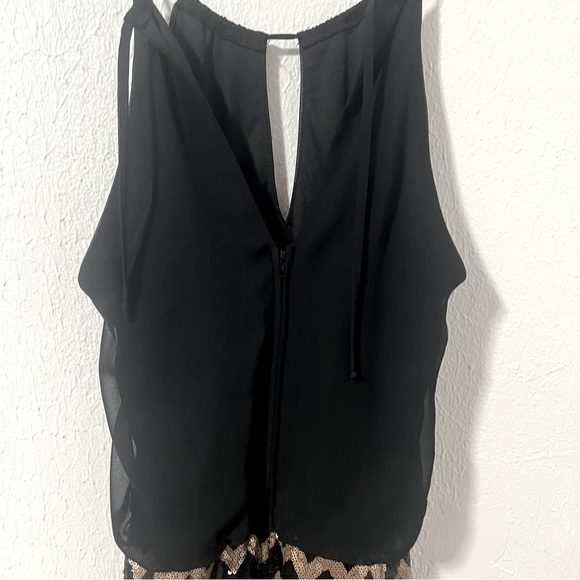 B. Darlin Women’s Sleeveless Size 5/6 Black and Gold Chevron Sequins Dress EUC - Picture 6 of 9